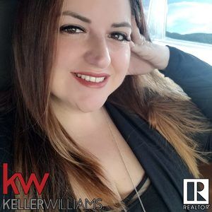 Meet your Posher, Kristina